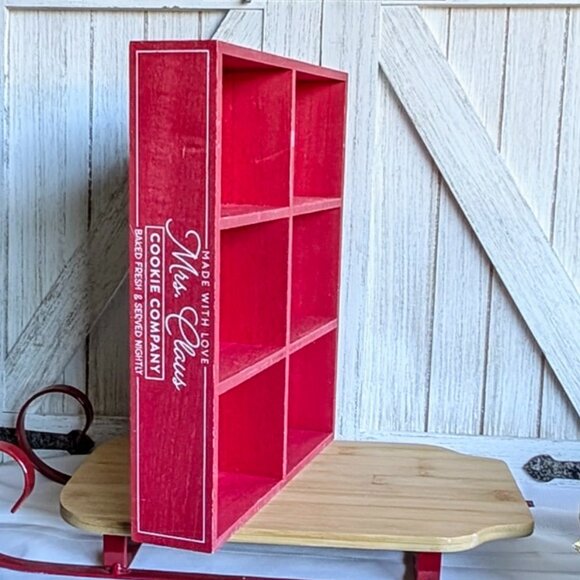 Bullseye Playground Wooden Tiered Tray Crate Cubby Mrs Claus Cookie Co - Picture 4 of 5